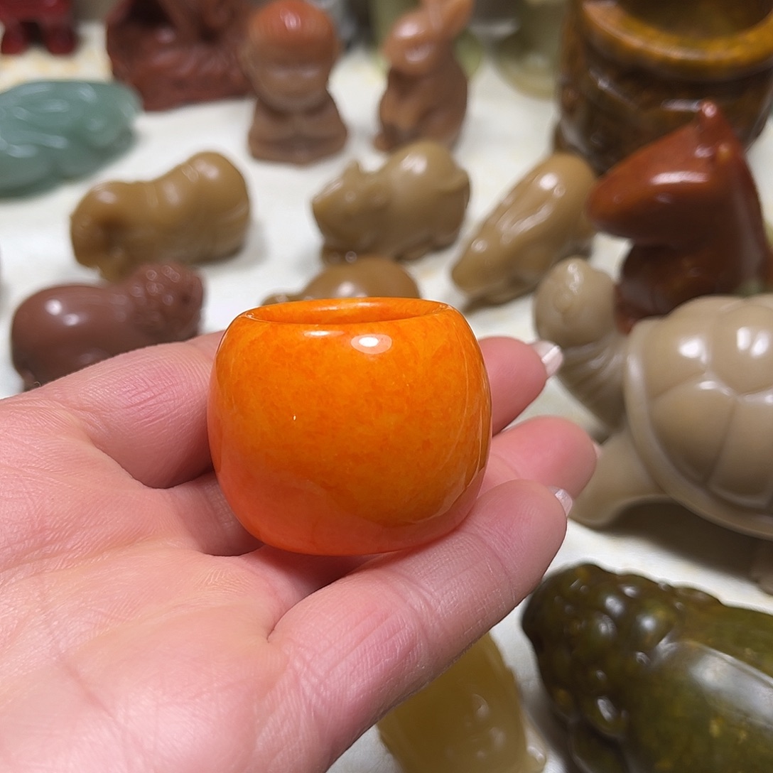 白玉菩提吊坠白玉菩提吊坠