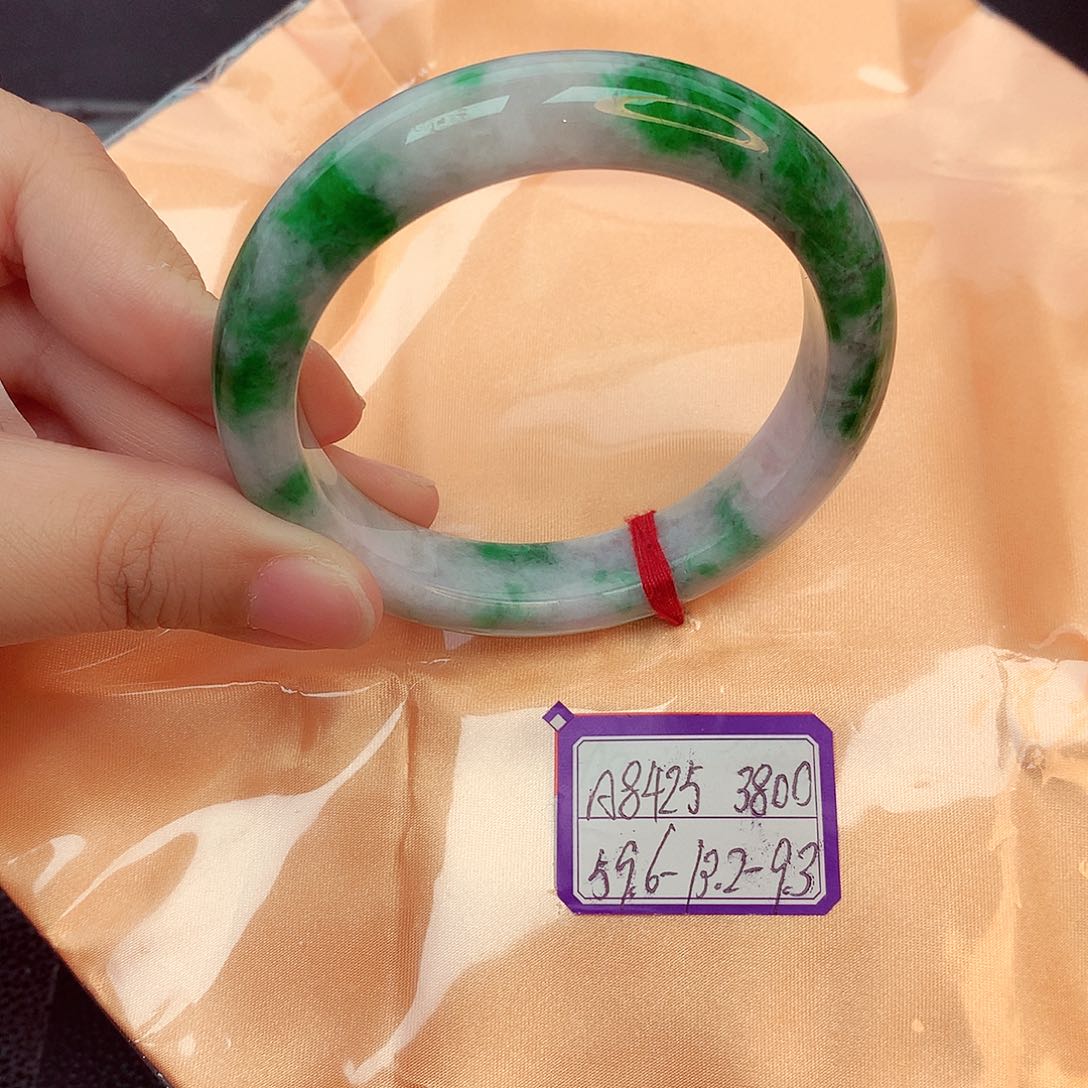 翡翠未镶嵌手镯缅甸翡翠