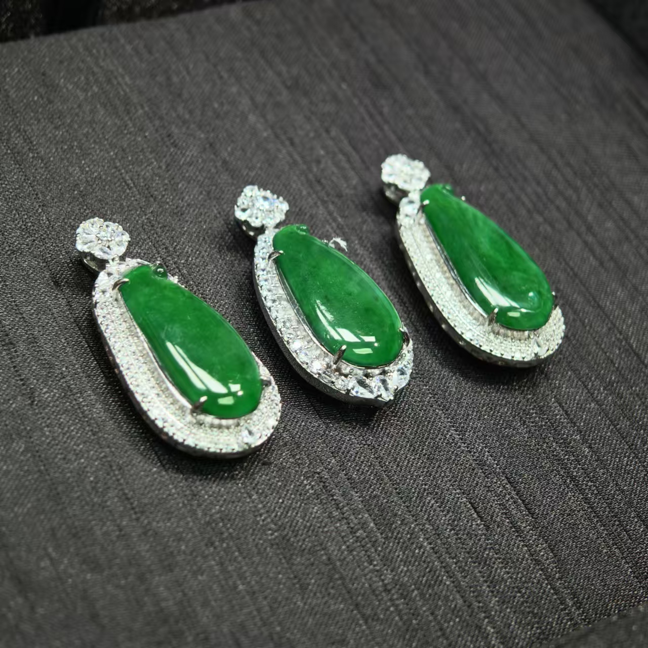 16002天然A货翡翠【福瓜】多样性发一个