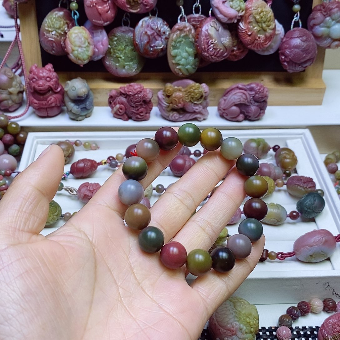 玛瑙/玉髓盐源玛瑙手链未镶嵌