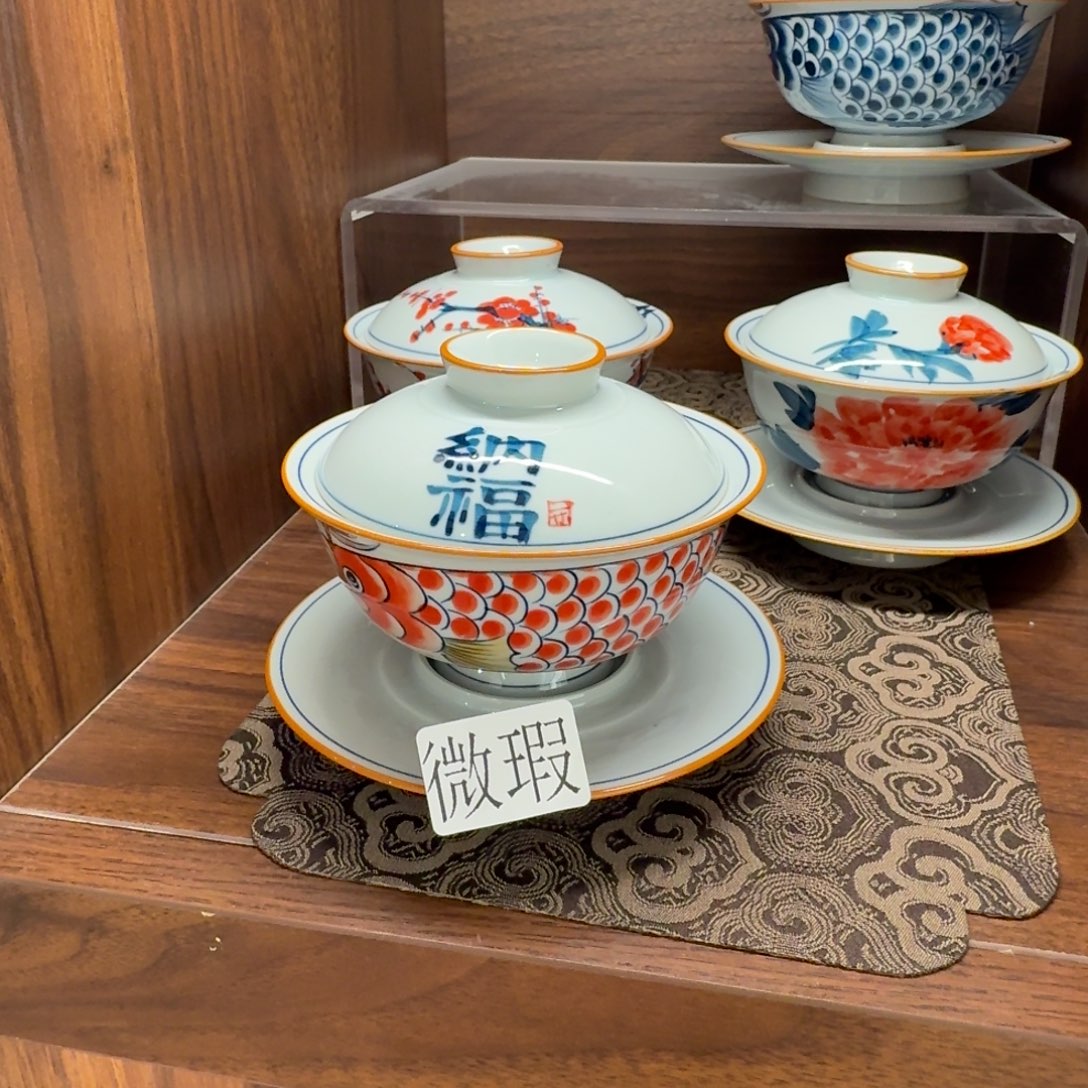 釉下手绘茶具微瑕