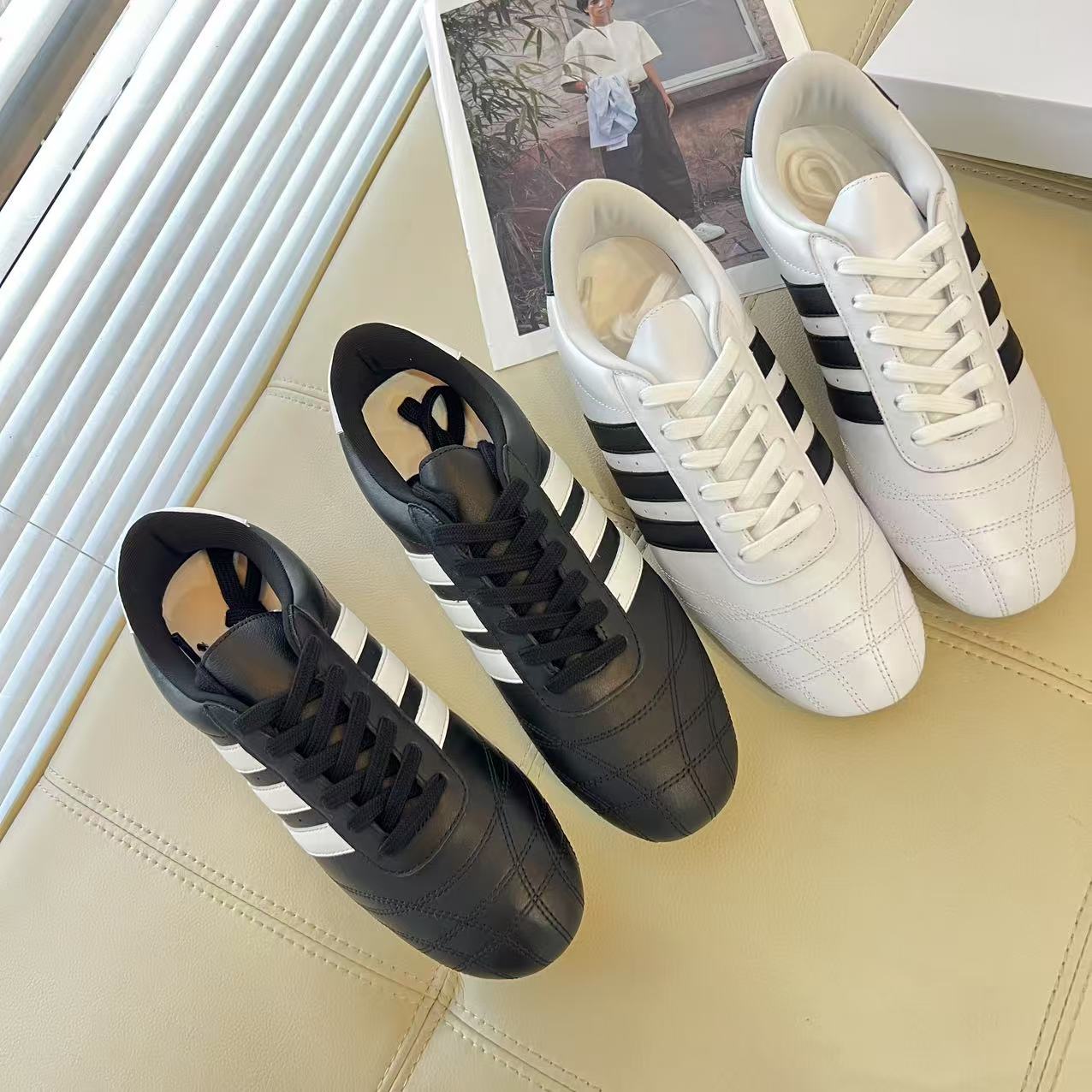 2025新款经典休闲 黑白三条杠拳击鞋 阿甘跑鞋