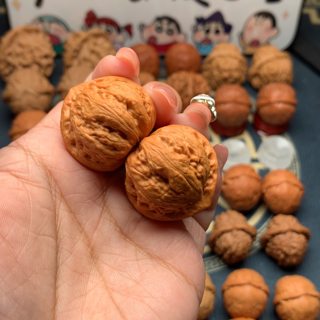 文玩核桃把件子***?核桃