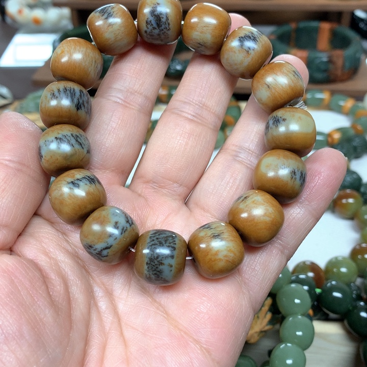 和田玉未镶嵌珠宝奇石冷*