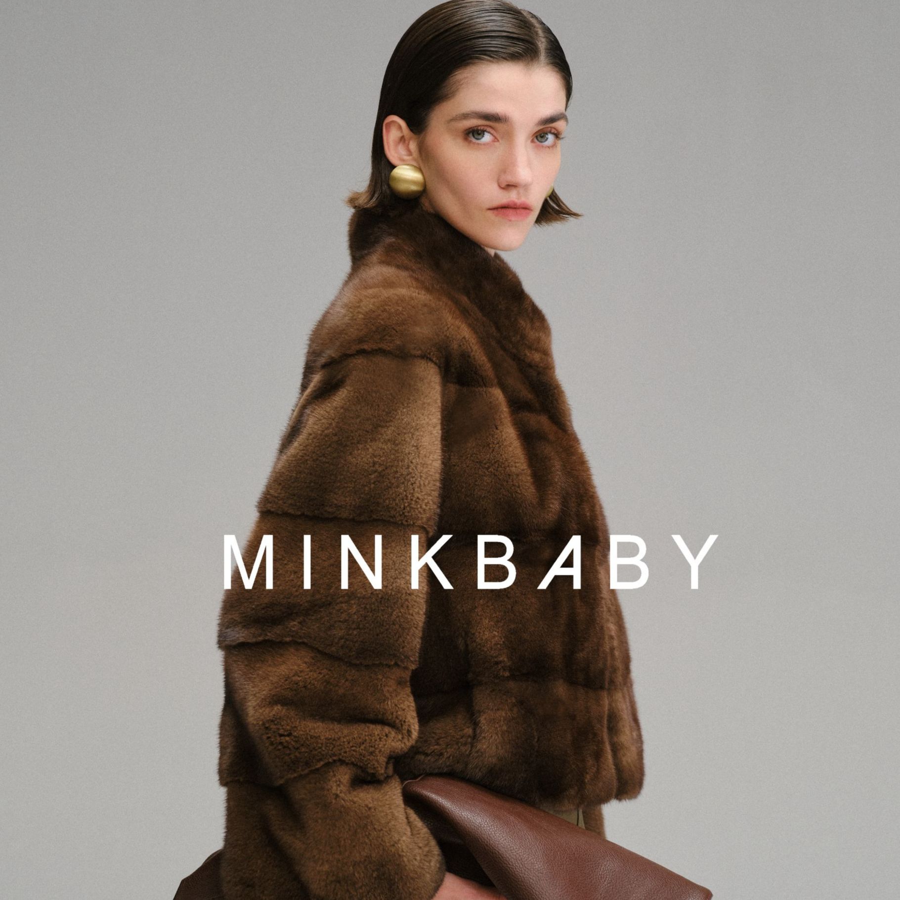 【貂宝-COCO】进口水貂皮草女外套秋冬立领全挖削横排休闲时尚短款