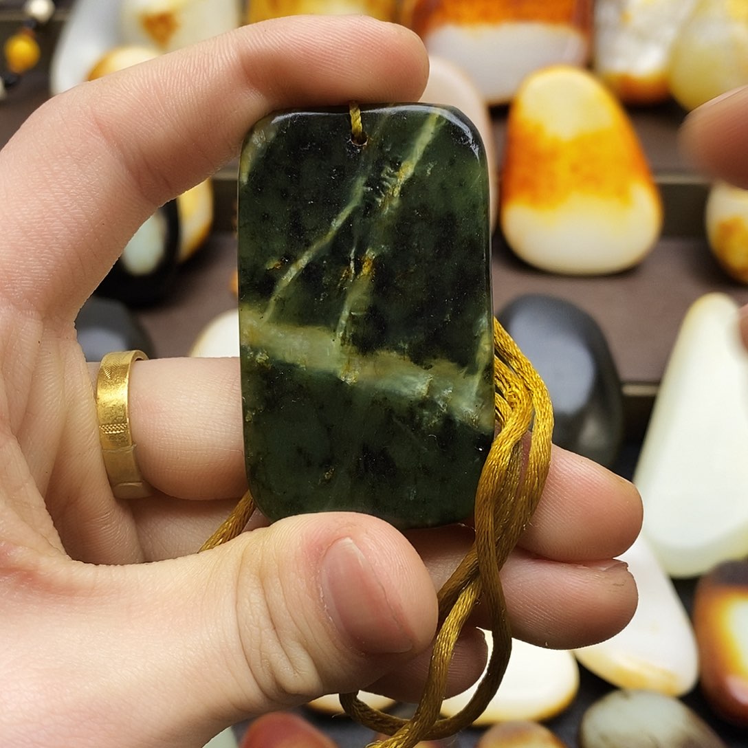 和田玉挂件未镶嵌