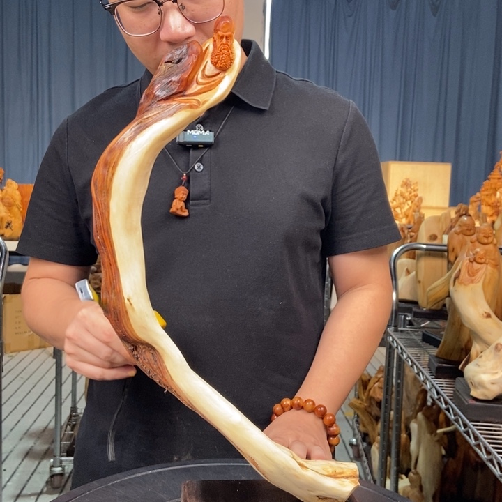 柏木（崖柏）随型摆件