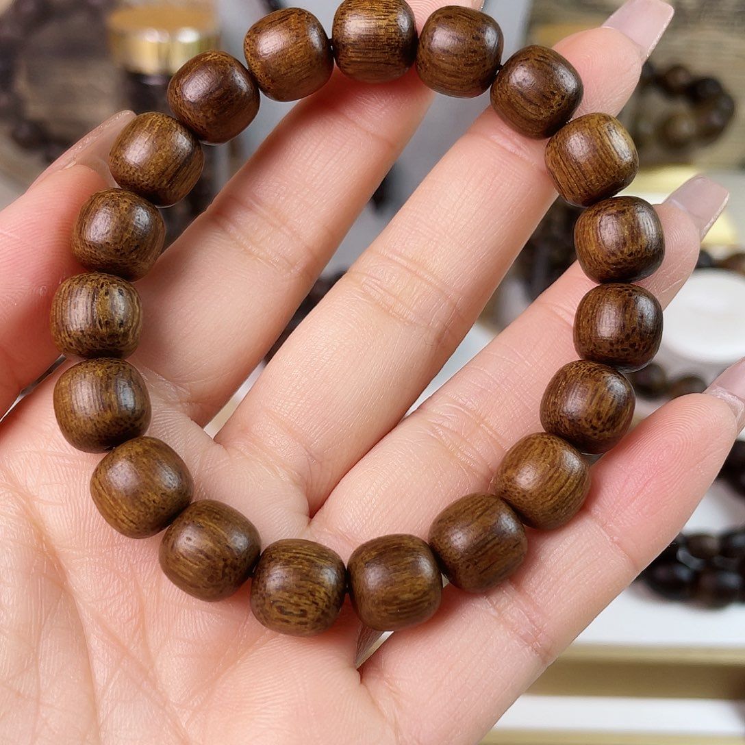 沉香手串越南富森红土沉玉化糖心古董老料1.1