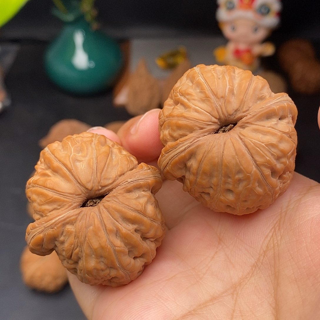 把件文玩核桃元宝全品41.5