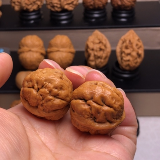 文玩核桃把件脑纹青蛙20