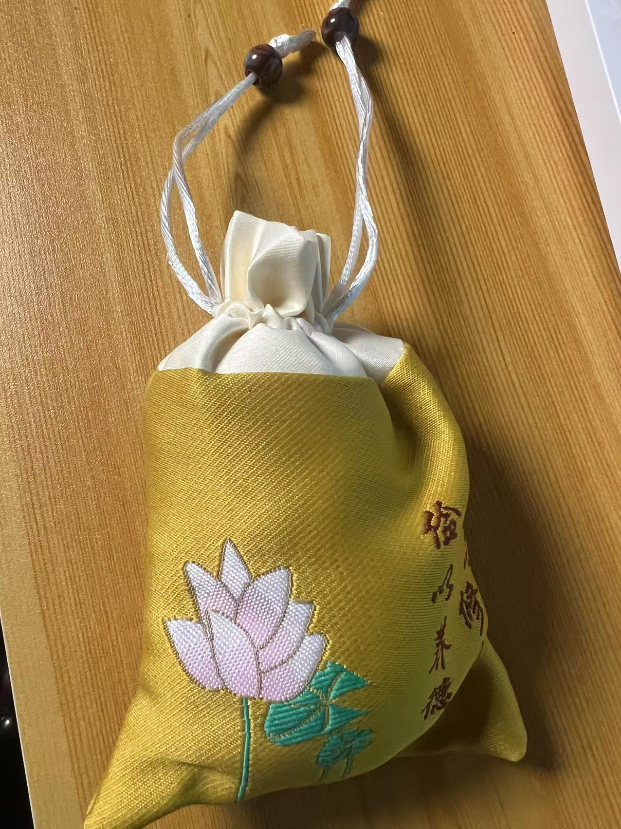 JXG005 【金氏福利】香包