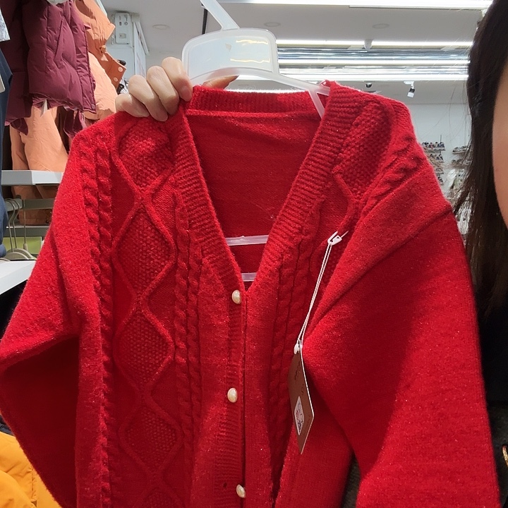 3层压胶夹克120码红毛衣外套