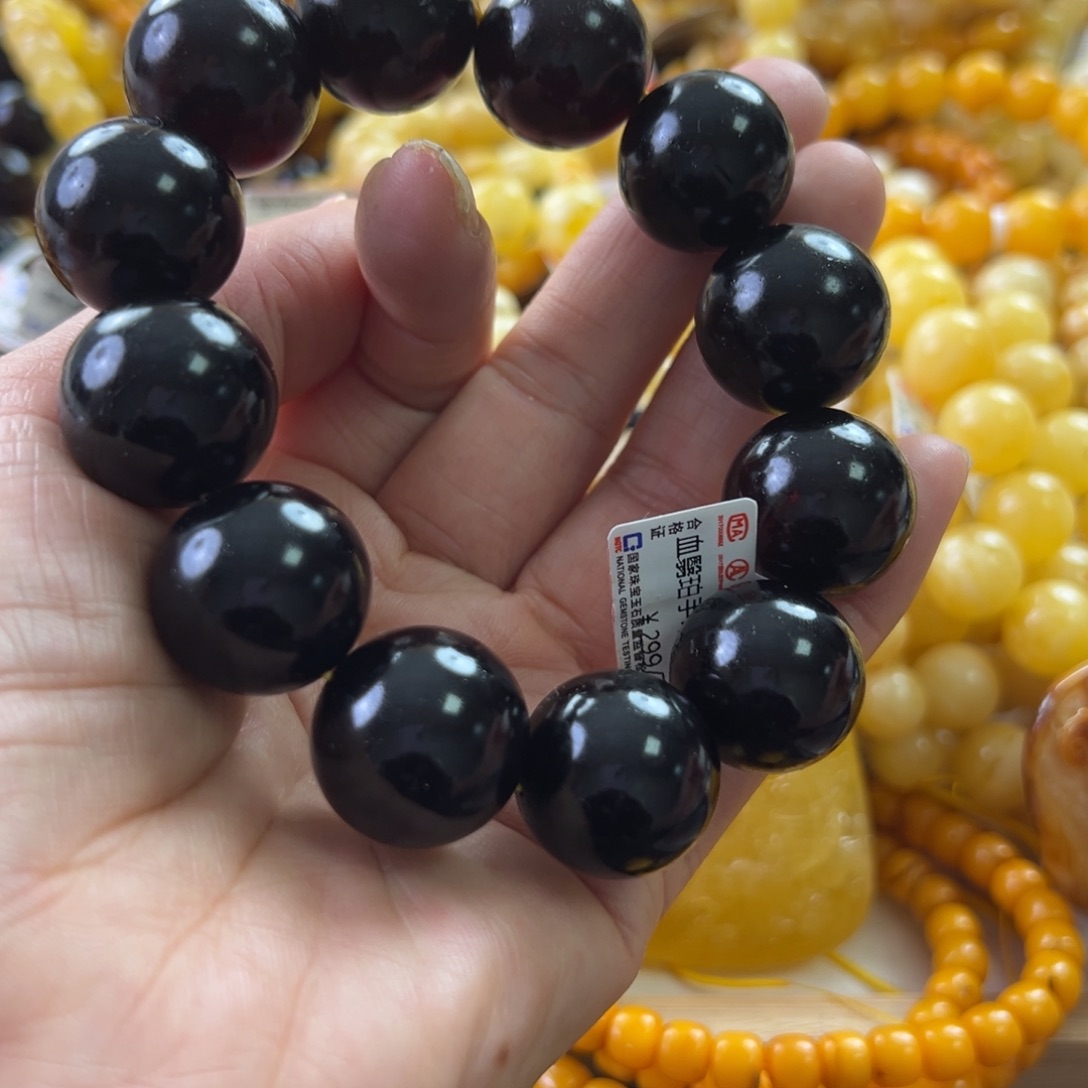 琥珀珠宝奇石未镶嵌