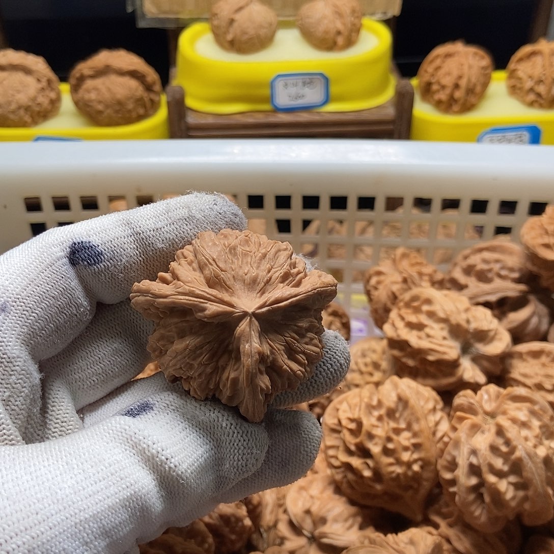 用***3吊坠文玩核桃楼子