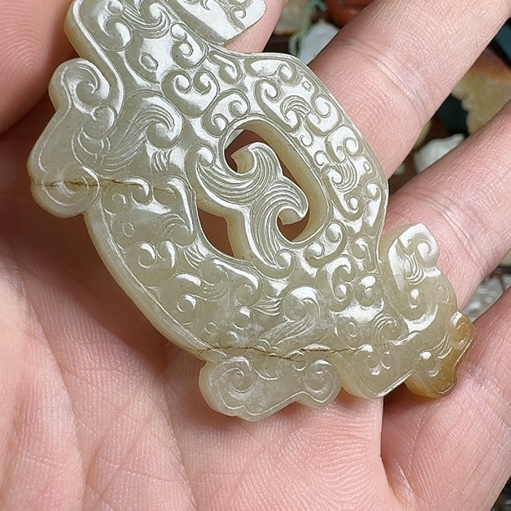 和田玉（糖玉）未镶嵌挂件