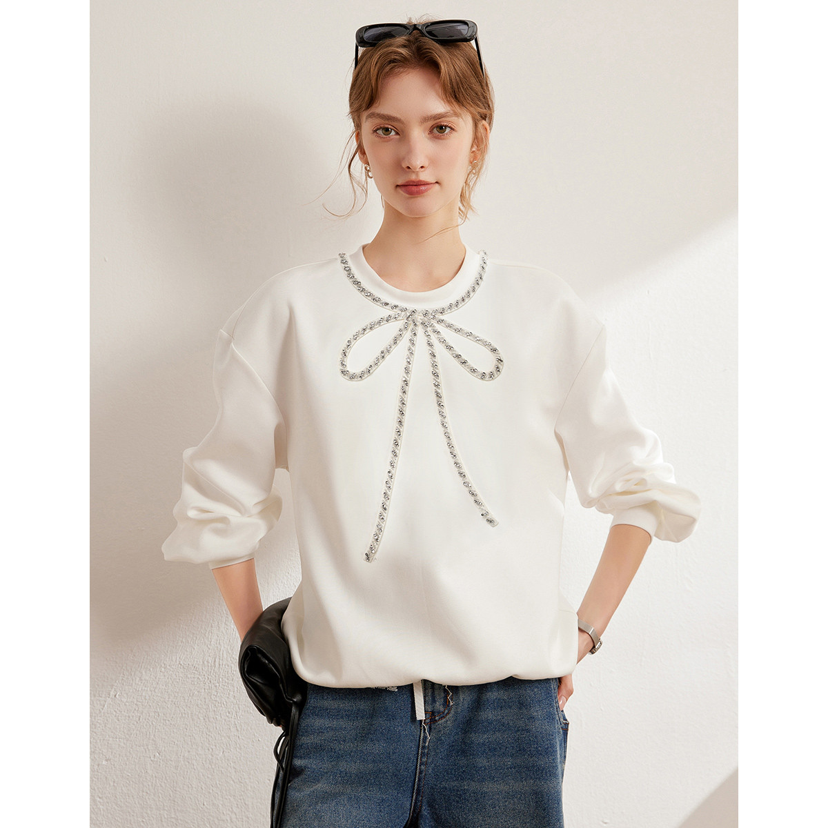 【小云总专享】时尚蝴蝶结装饰条圆领宽松落肩袖长袖卫衣BY20048