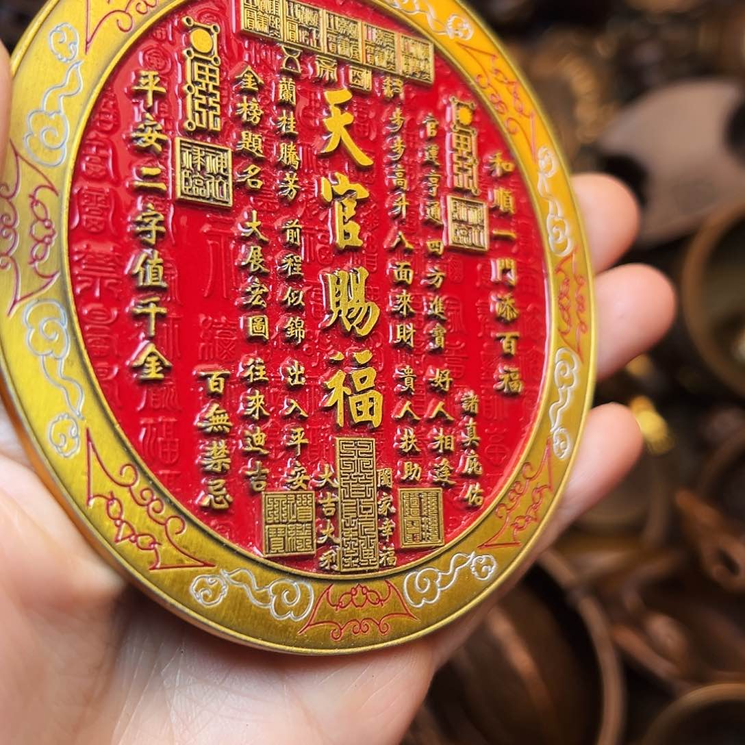 精美铜器工艺品等