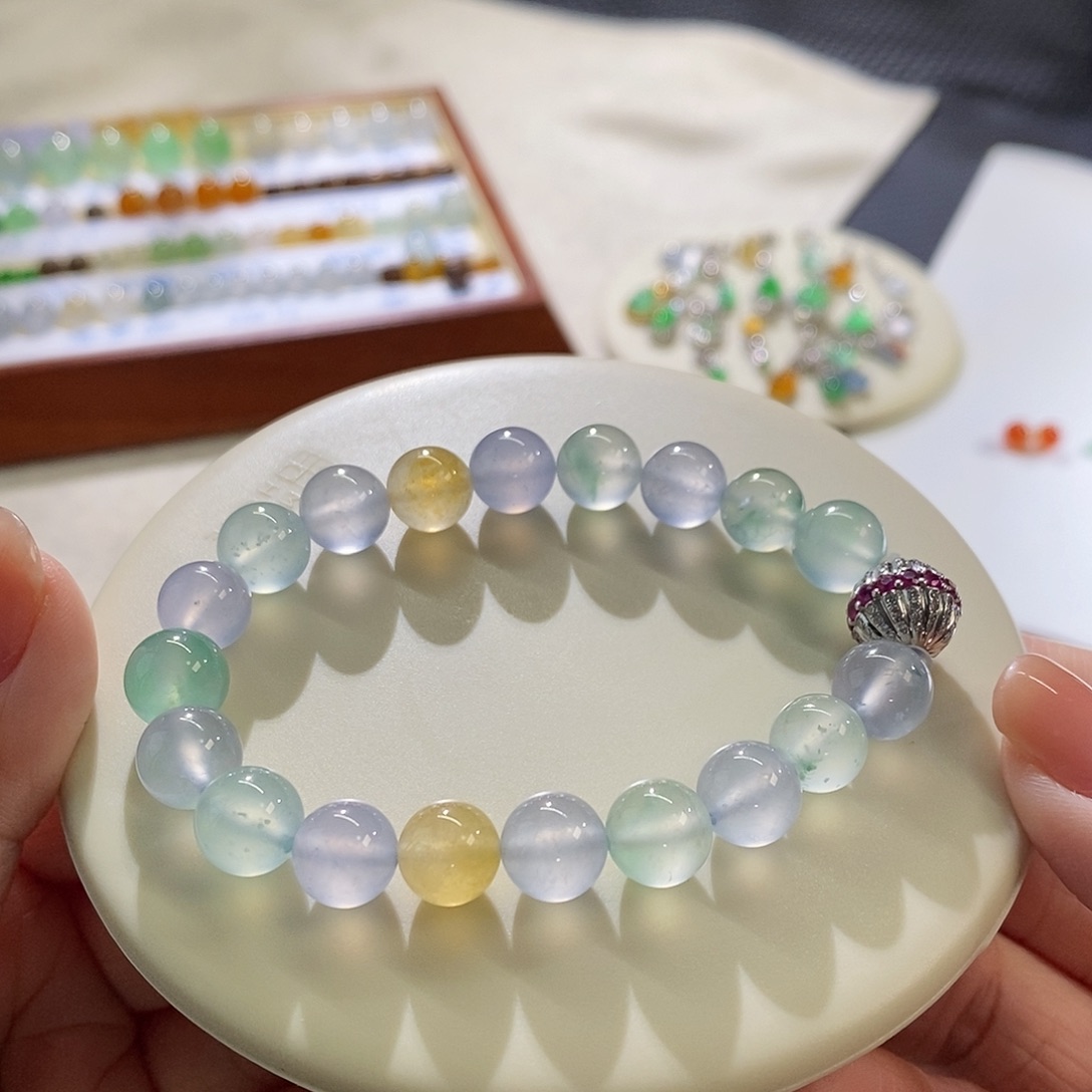 翡翠把件未镶嵌单圈