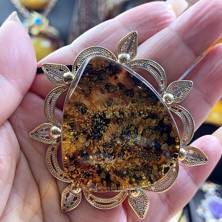 琥珀银S925镶嵌颈饰吊坠