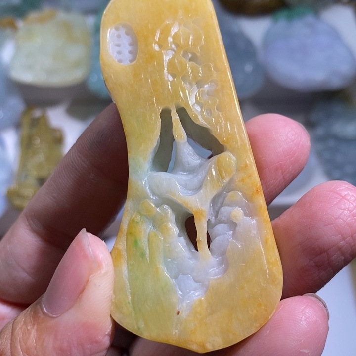 【闪购商品】颈饰未镶嵌翡翠观音