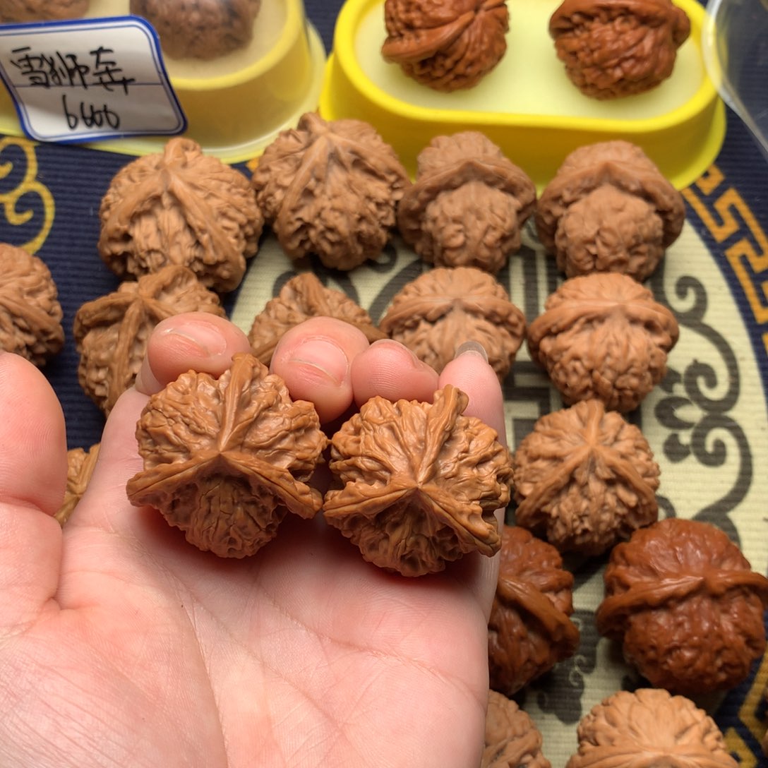 文玩核桃吊坠盘山33