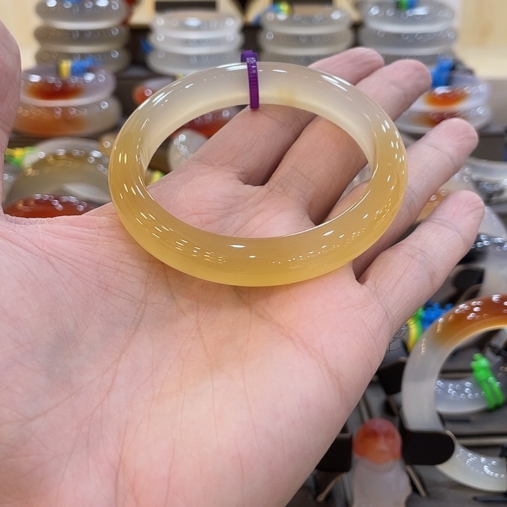 玛瑙/玉髓未镶嵌手镯