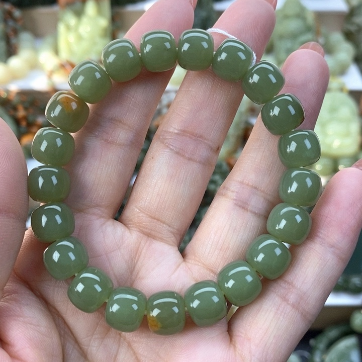 【闪购商品】透闪石质玉手串未镶嵌