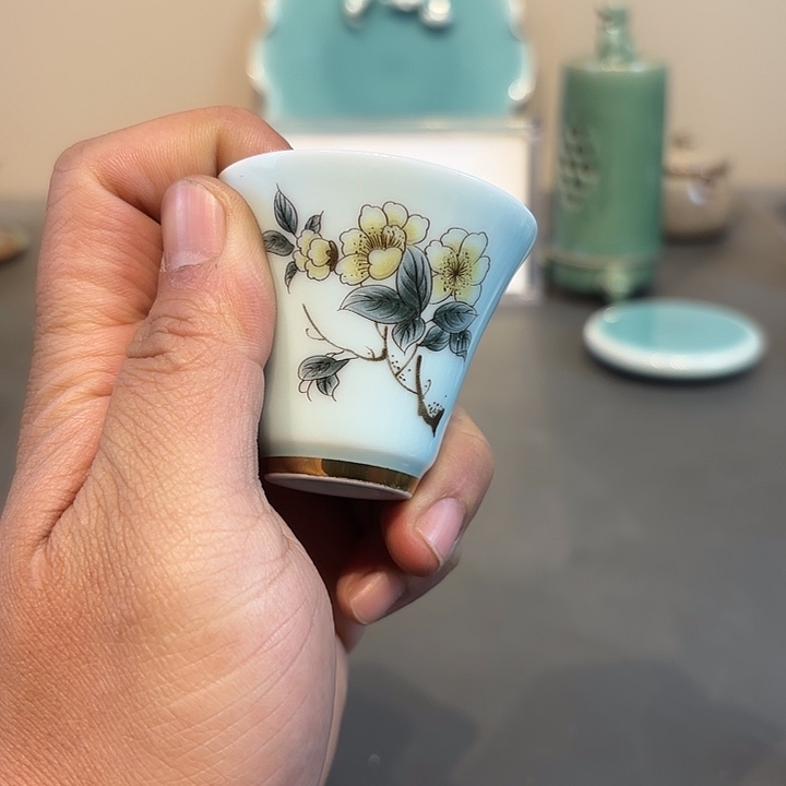 瓷片龙泉青瓷福利青瓷