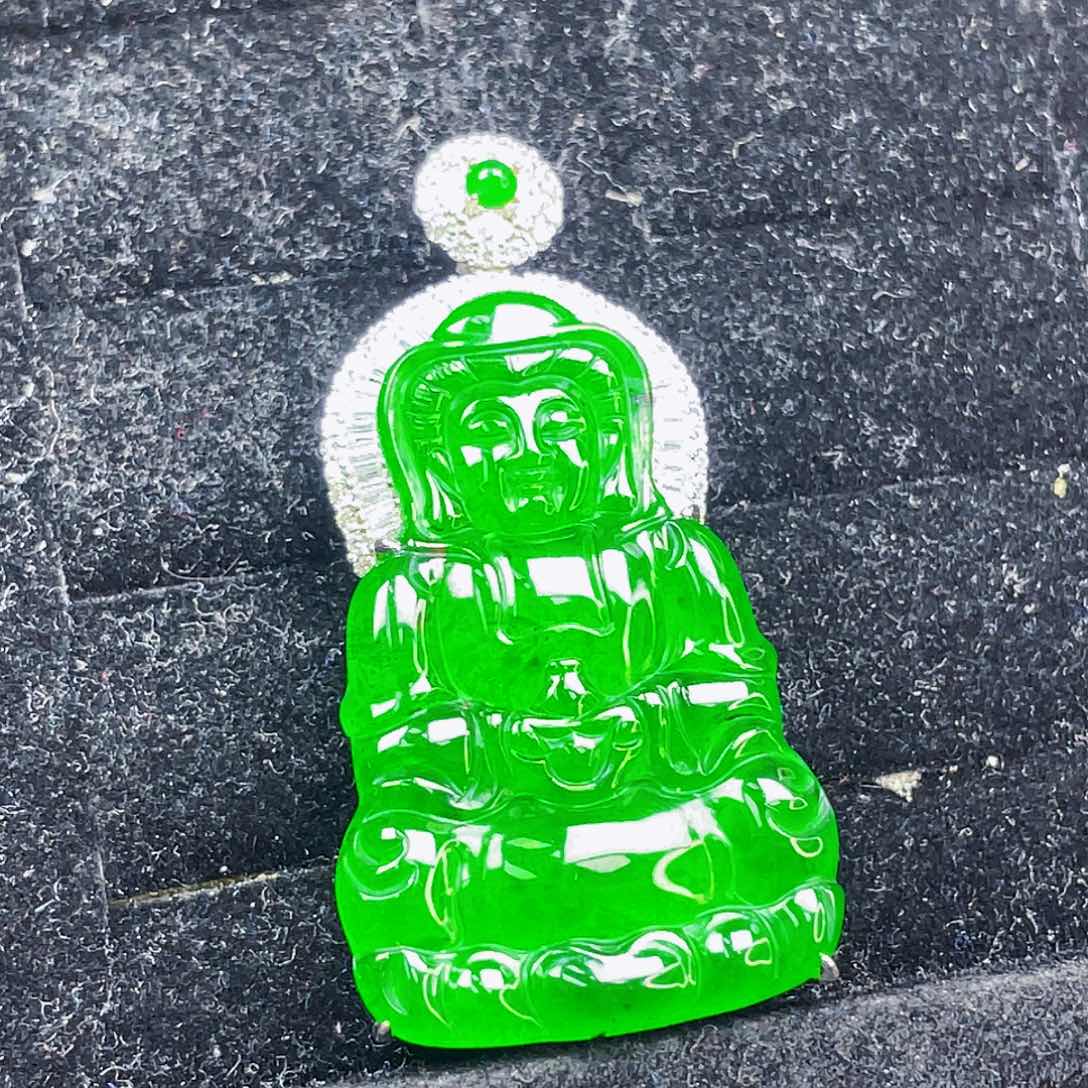 翡翠未镶嵌吊坠(不含链)200