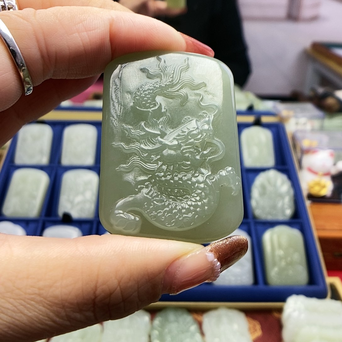 【闪购商品】和田玉颈饰未镶嵌东***线