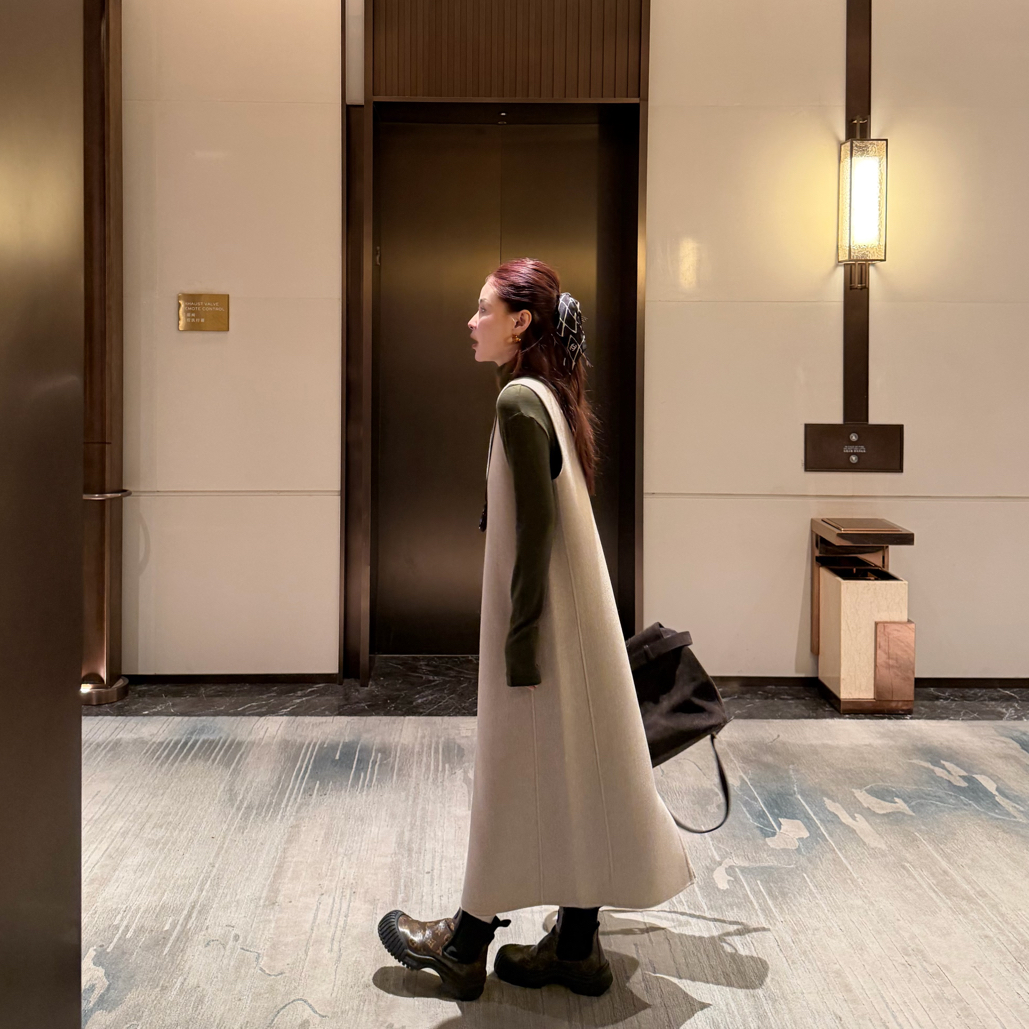 COUCOU正品泡菜冬季设计感羊毛背心裙（NO退No换）