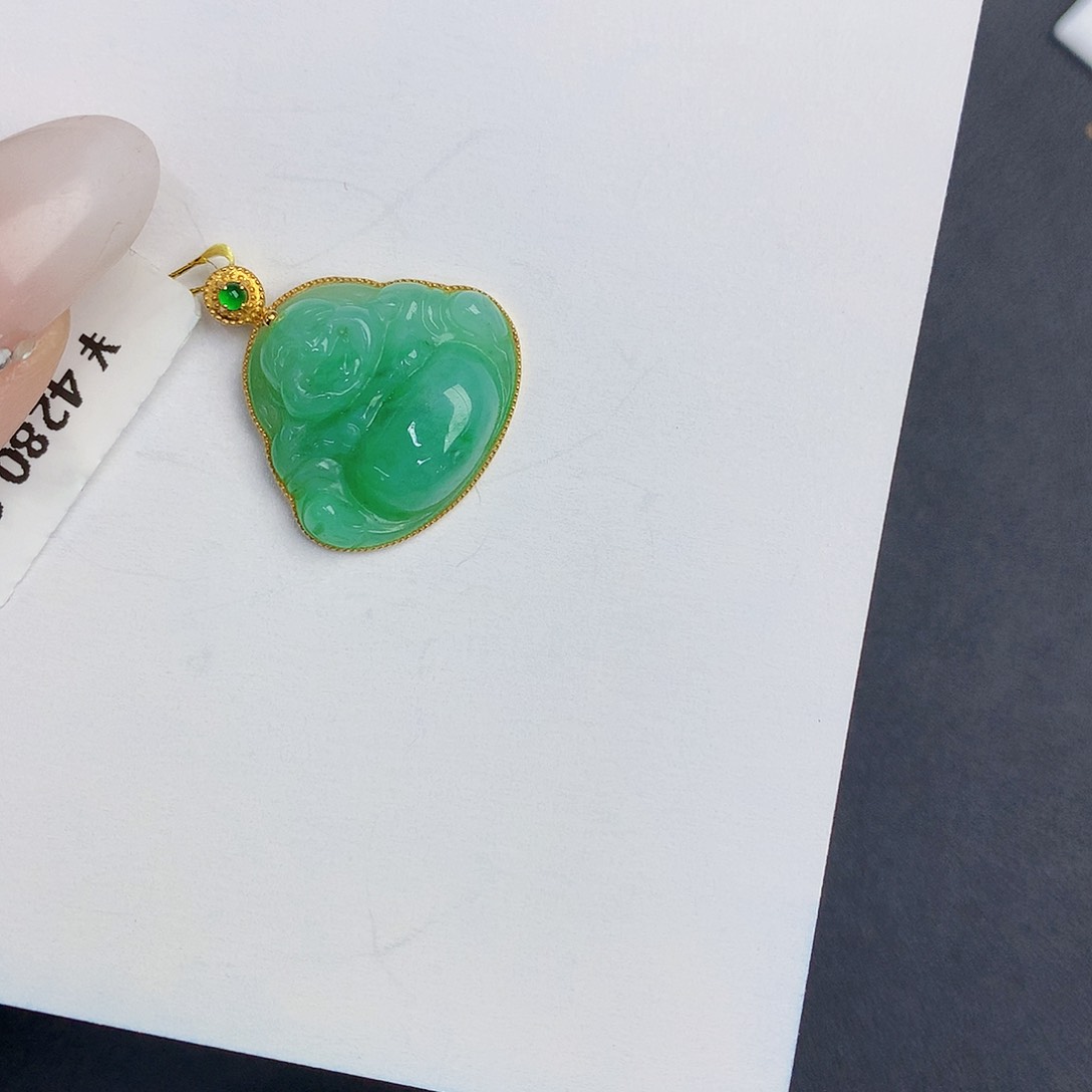 【闪购商品】翡翠颈饰18K金镶嵌0000000000