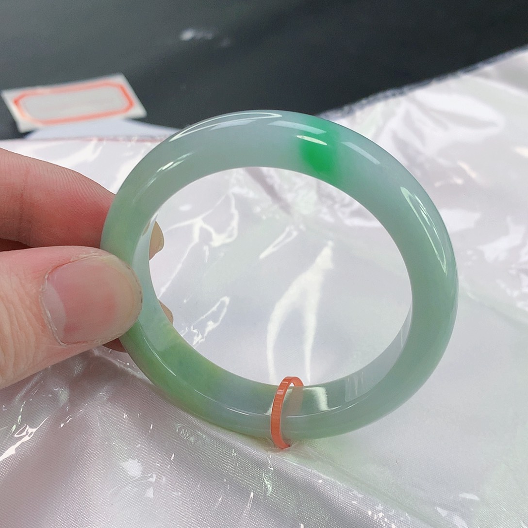 翡翠手镯未镶嵌443缅甸天然翡翠A货