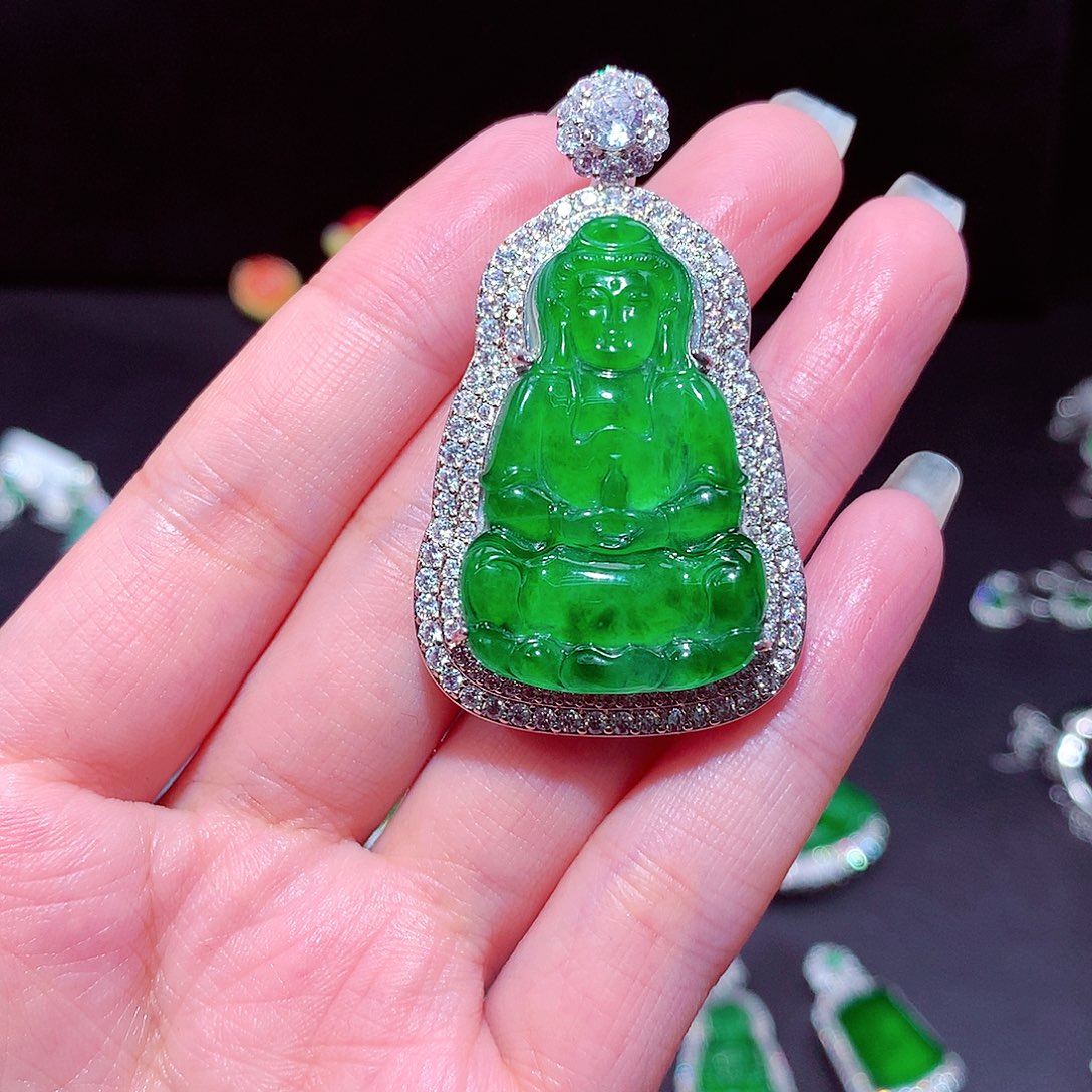 【闪购商品】翡翠吊坠(不含链)未镶嵌