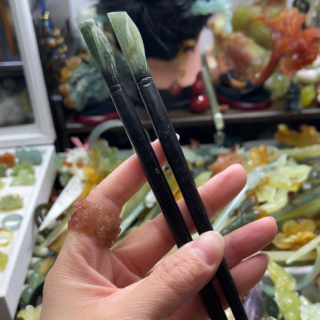 蛇纹石玉发饰合金