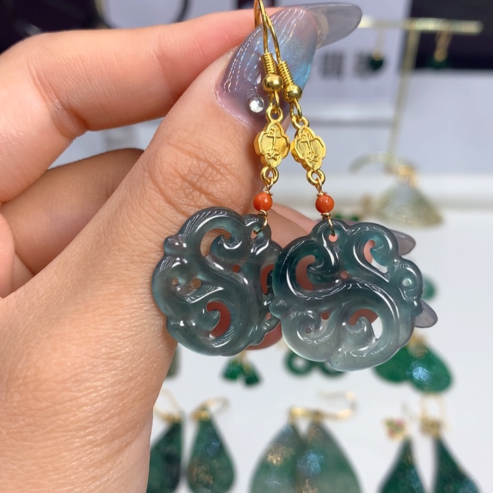 翡翠未镶嵌耳饰耳饰