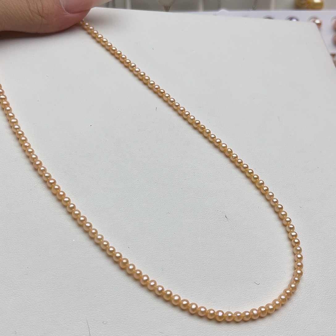 颈饰未镶嵌淡水珍珠