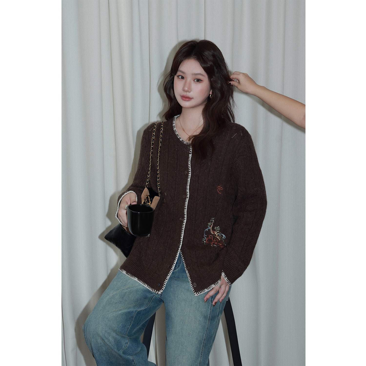 大婉酱微胖定制【绞花童话】绵羊毛撞色绣花上衣时尚毛织衫冬 1078D