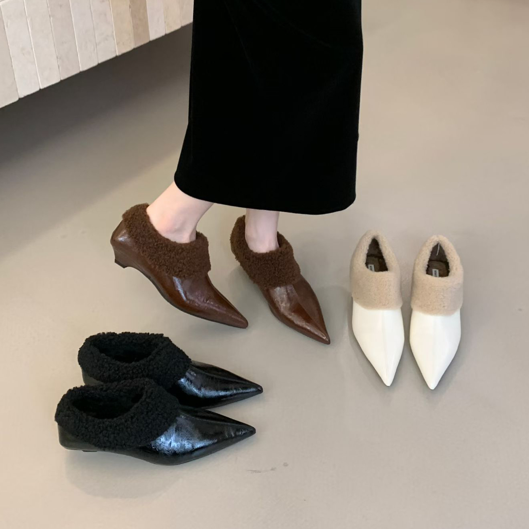 AL G5-13 秋冬新款法式复古尖头加绒保暖毛毛玛丽珍鞋女坡跟单鞋