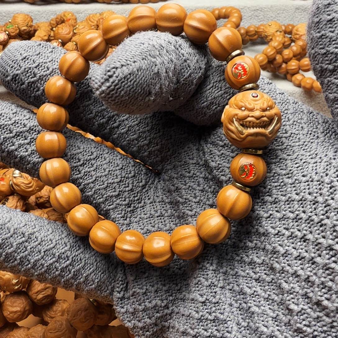 手串猴头核桃9鲨鱼背加獠牙