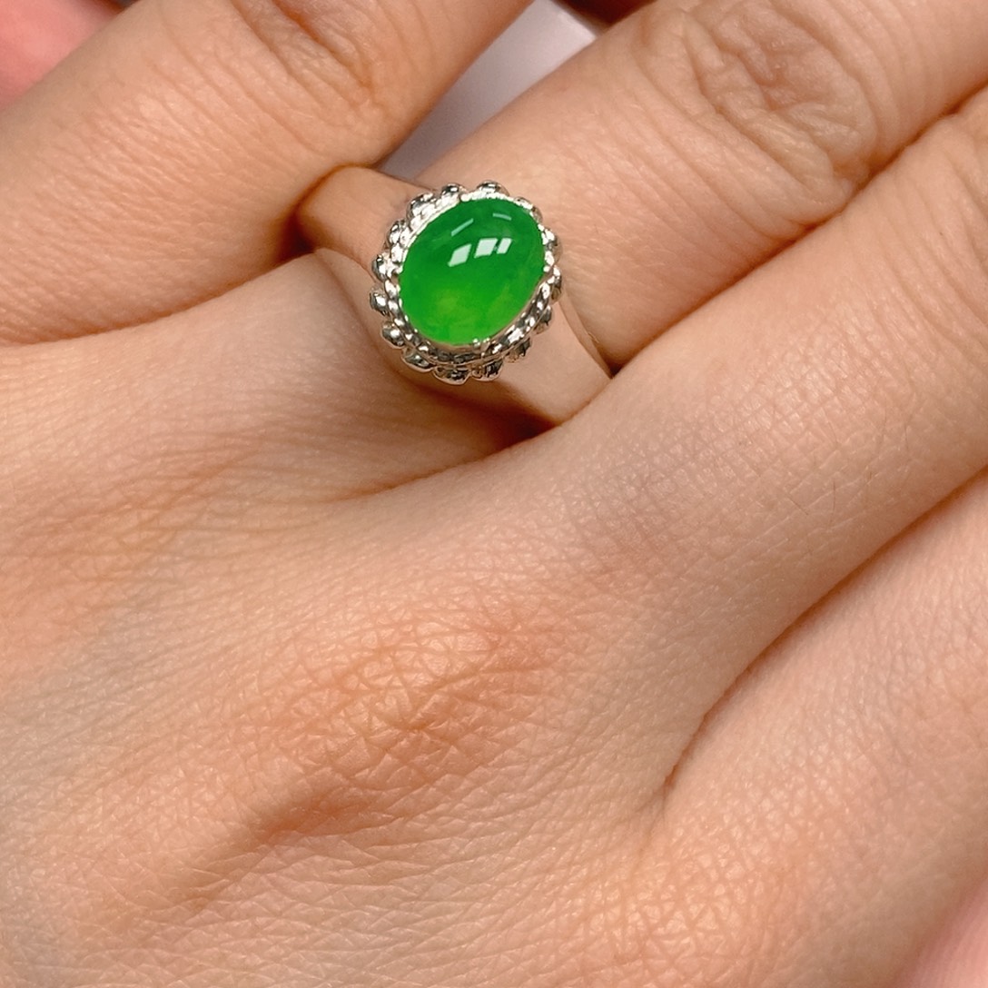 翡翠戒指未镶嵌翡翠