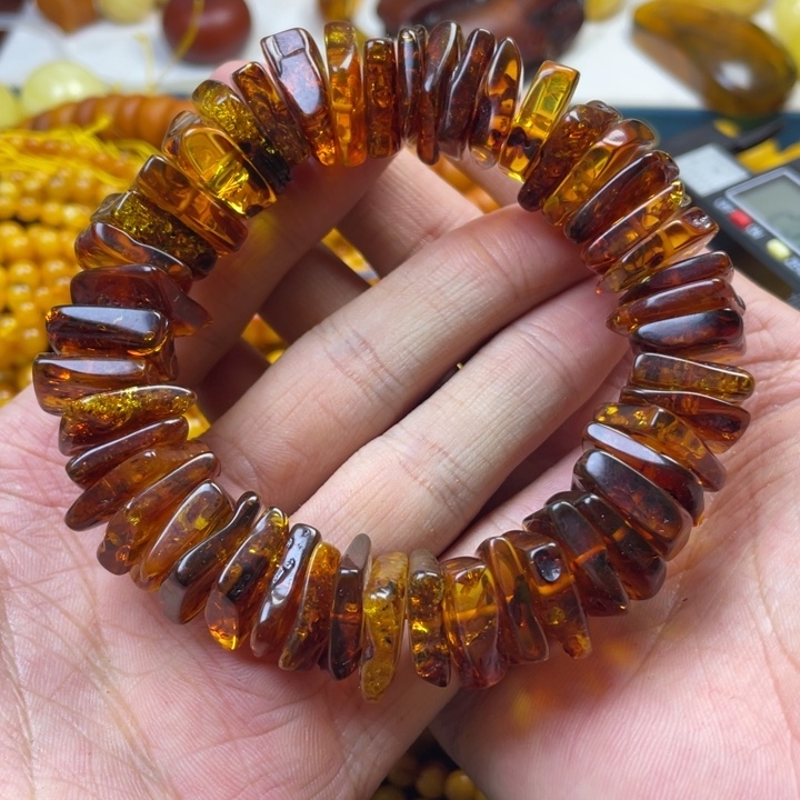 琥珀珠宝奇石未镶嵌