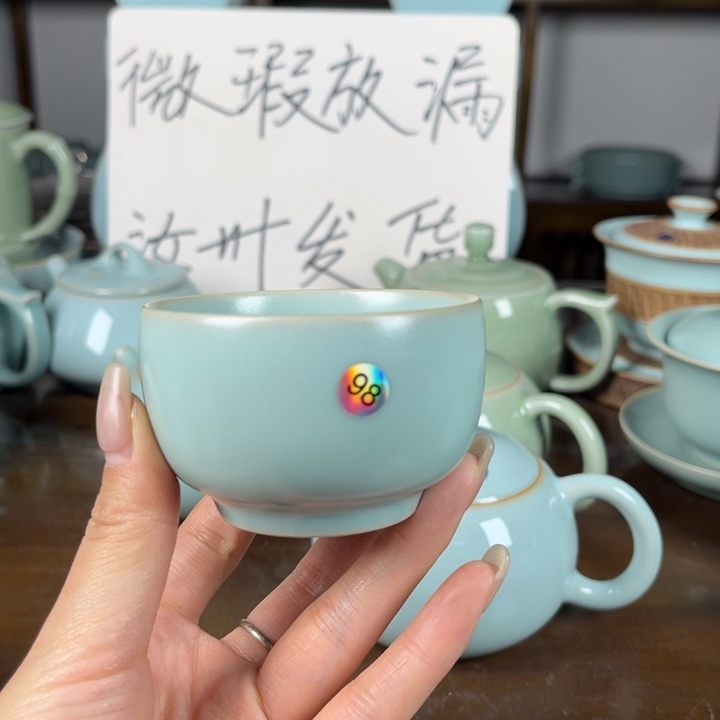 建***馆仿古天青色罗汉不完美98