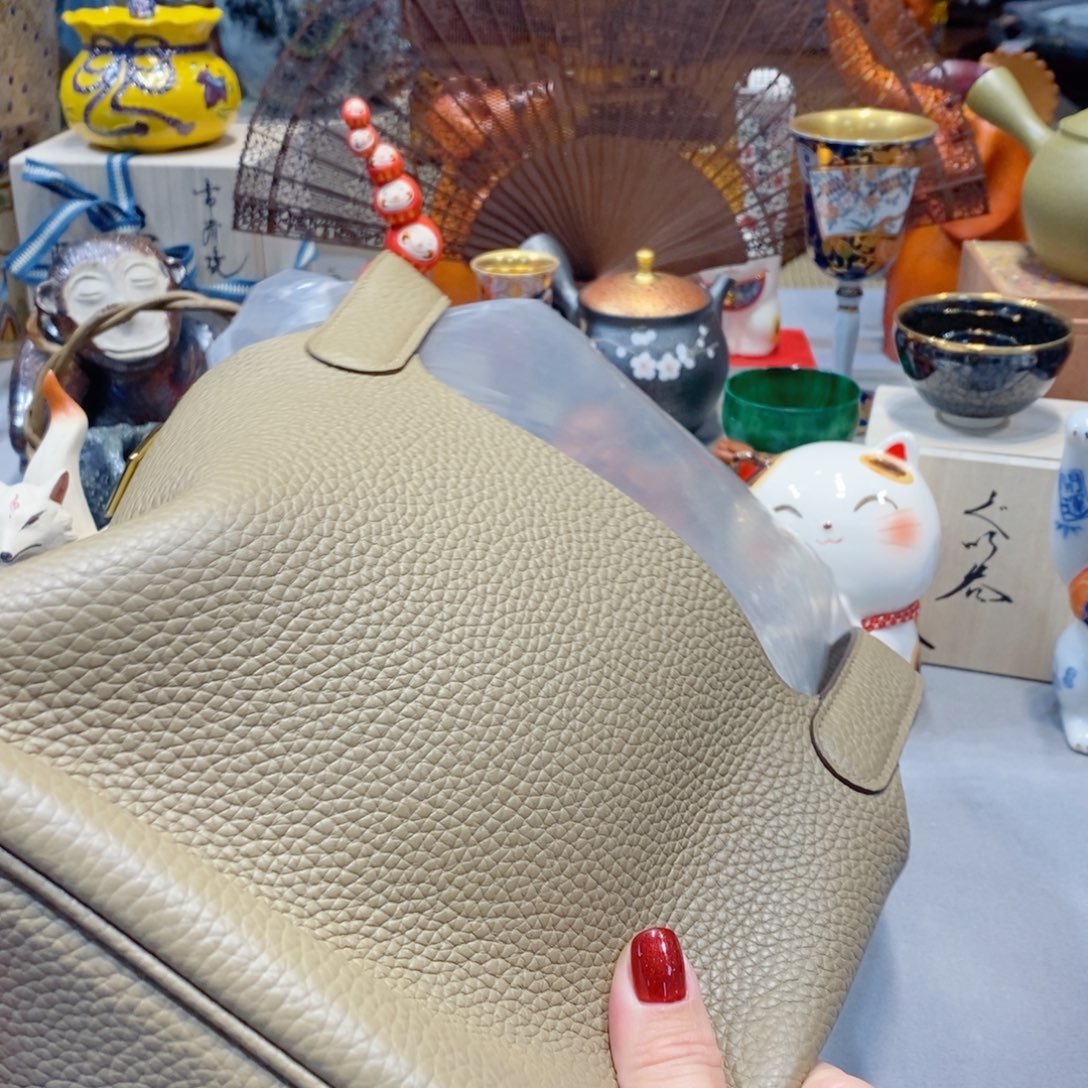 山羊皮（革）小牛皮（革）