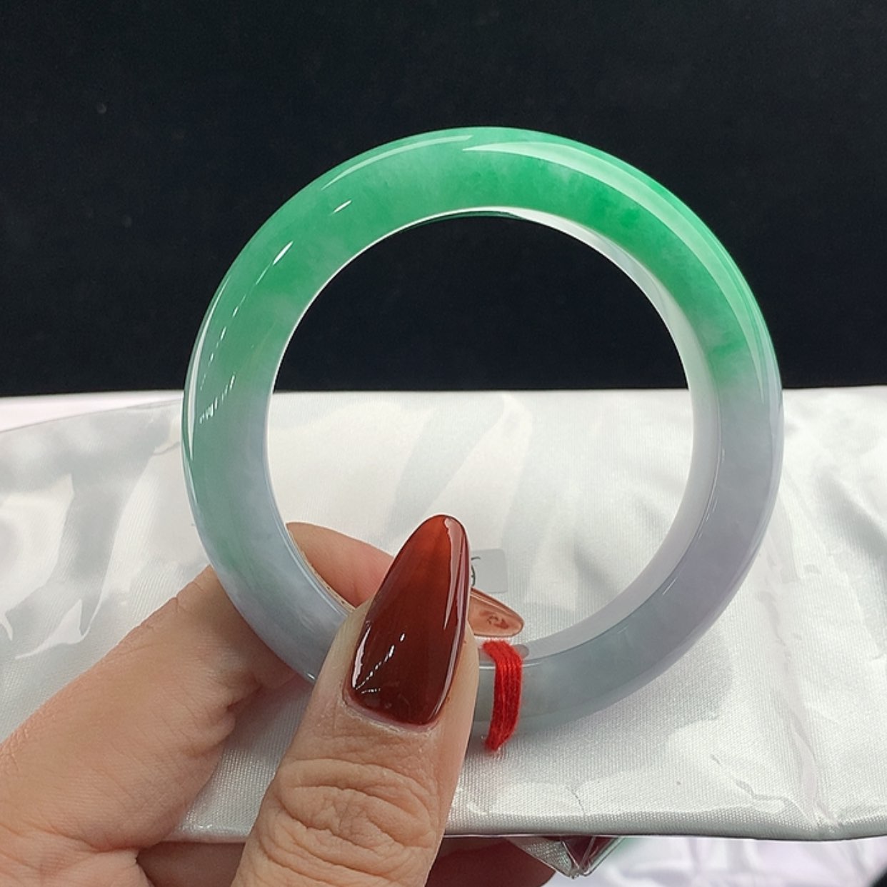 【闪购商品】未镶嵌手镯翡翠正55