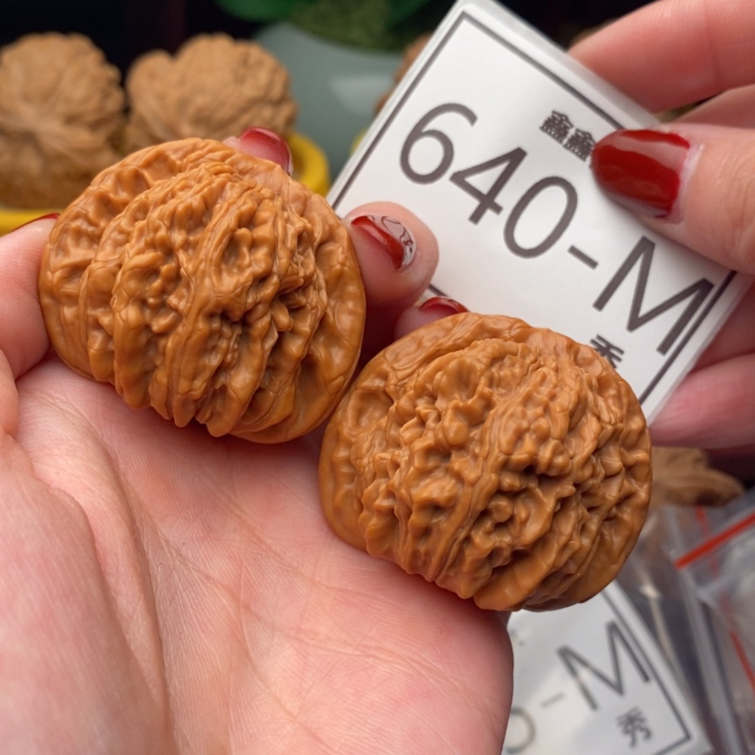 文玩核桃把件汉高楼42