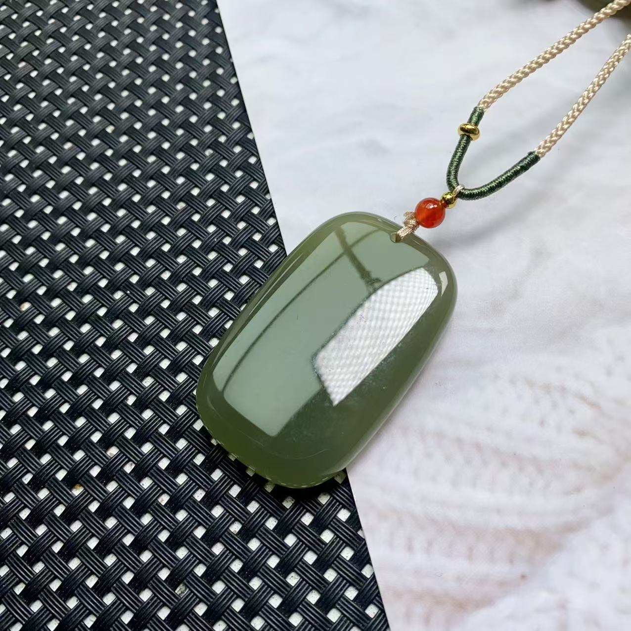[石矿]A242湖水绿方牌项链吊坠