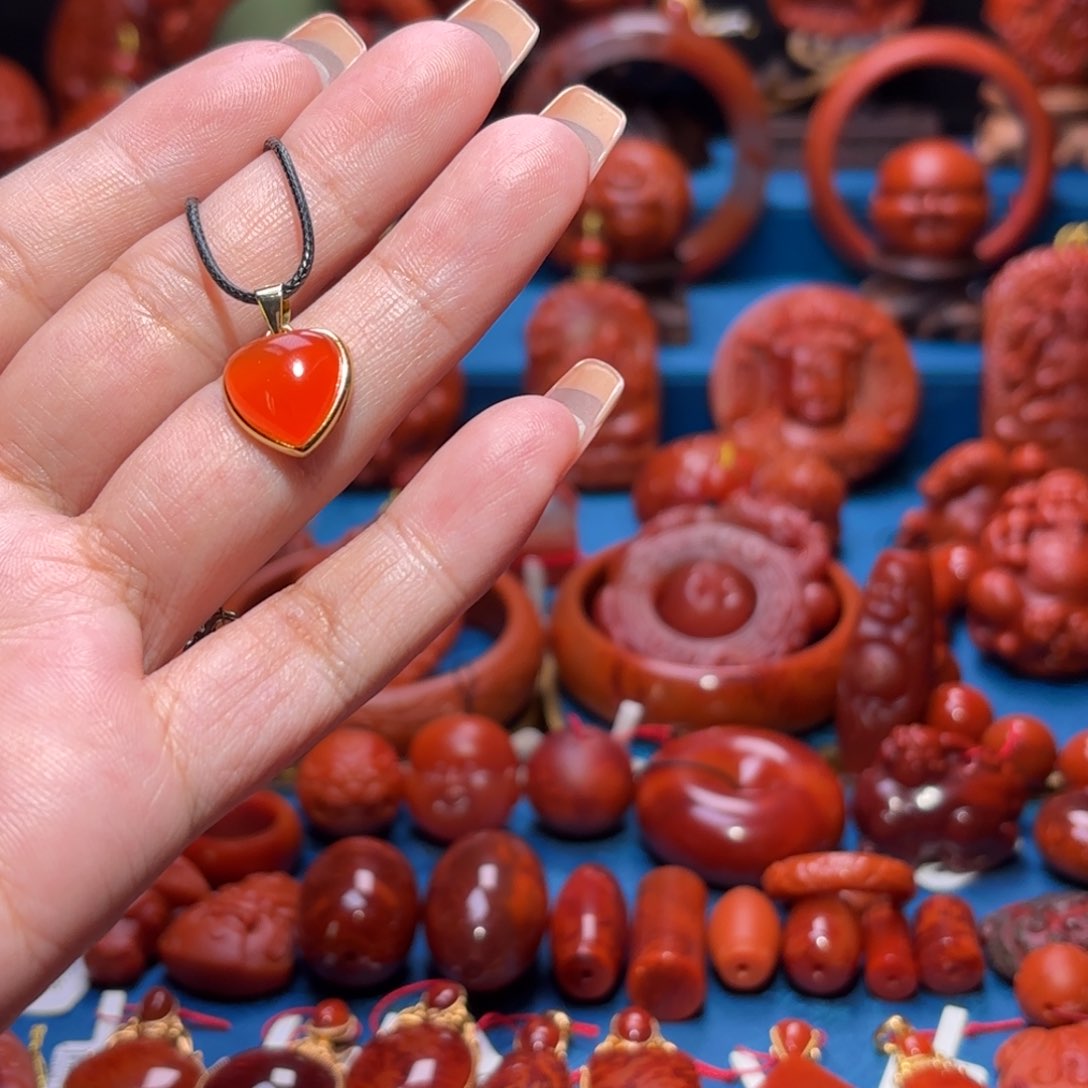 银S925镀金镶嵌雕刻南红玛瑙