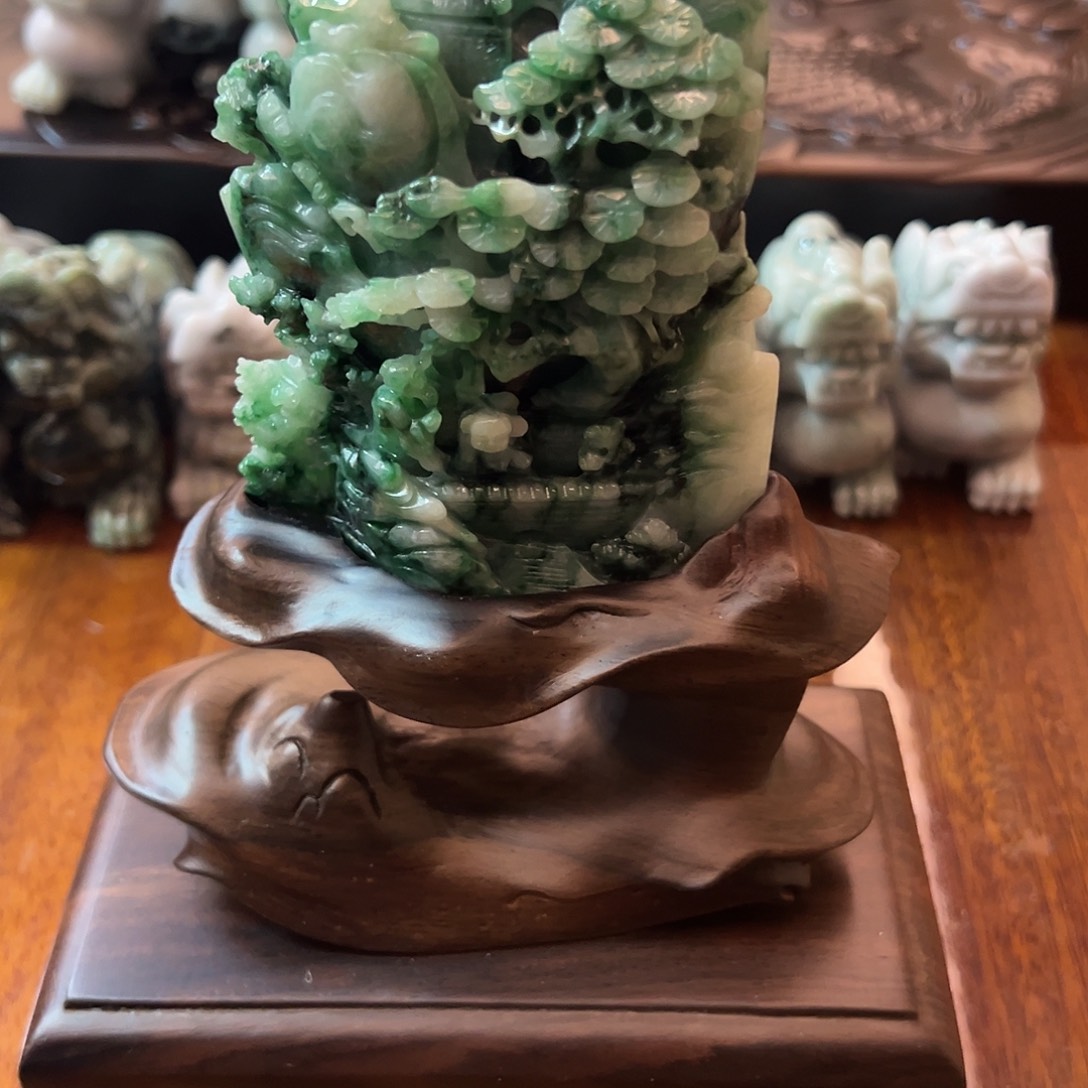 翡翠未镶嵌摆件翡翠摆件