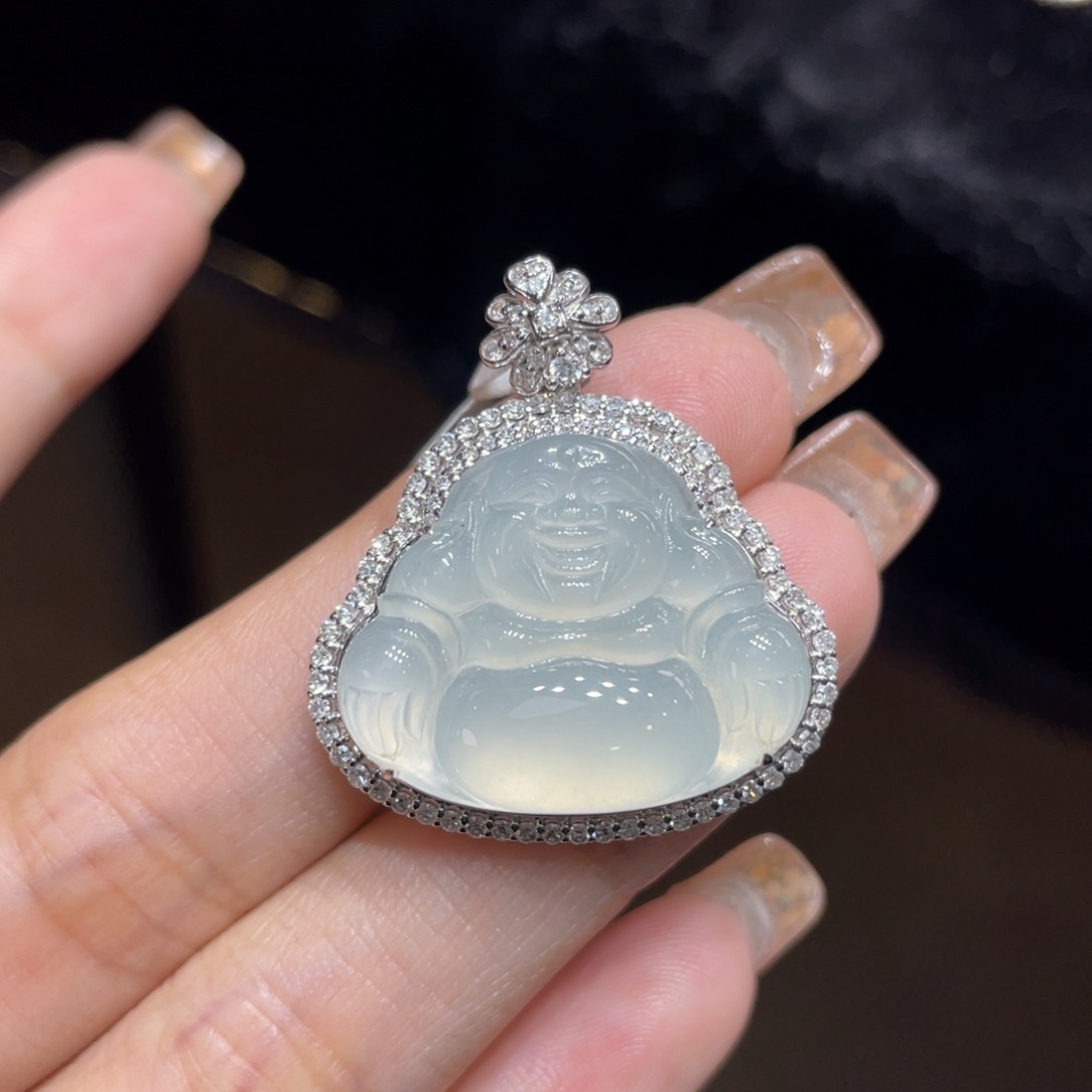 翡翠颈饰18K金镶嵌天然缅甸翡翠